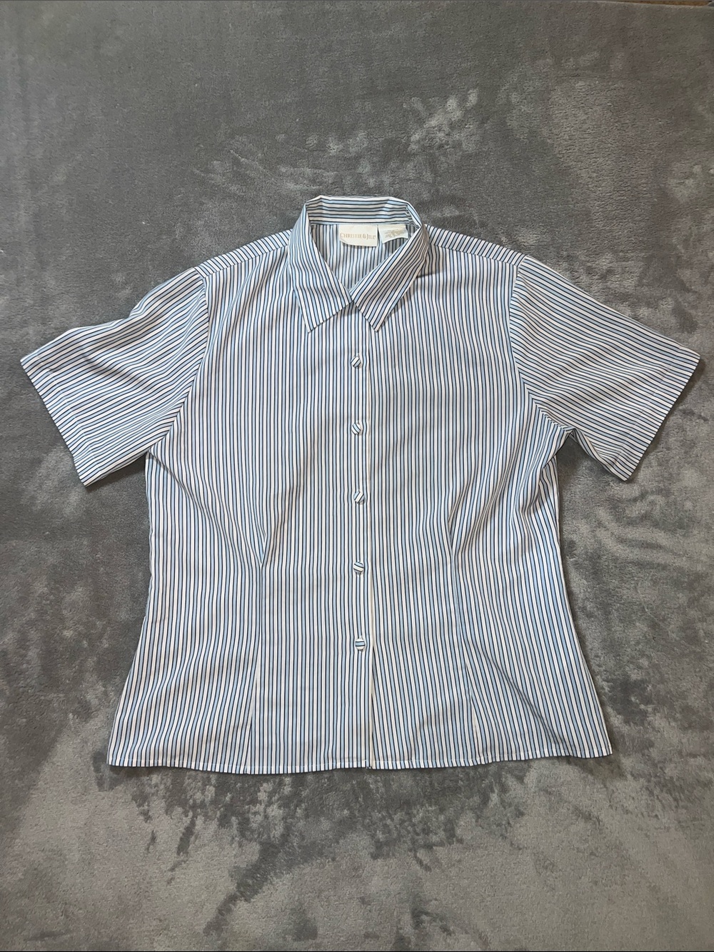 Women's Short-Sleeve Button-Down Shirt - Blue/White Stripe